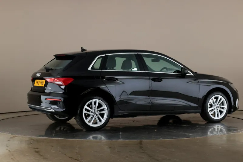 Audi A3 Sportback 40 Tfsi E Sport Black #4
