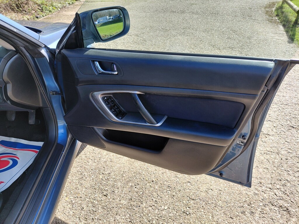 Subaru Legacy  Silver #24