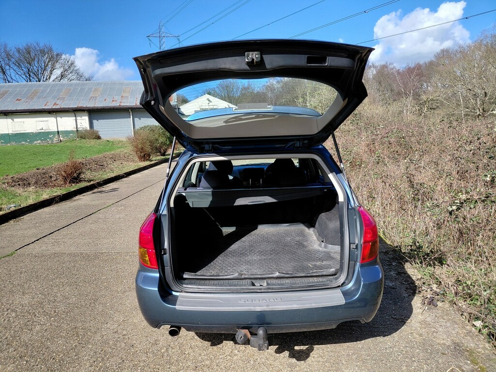 Subaru Legacy  Silver #9