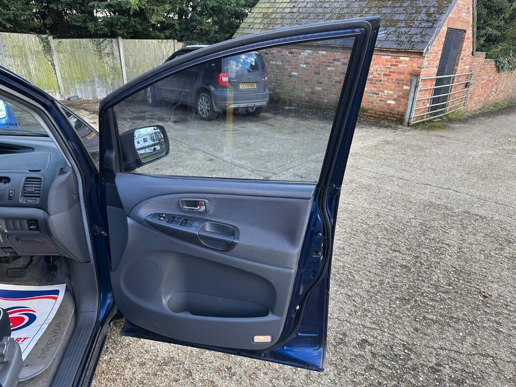 Toyota Previa Previa T2 Vvti Silver #34