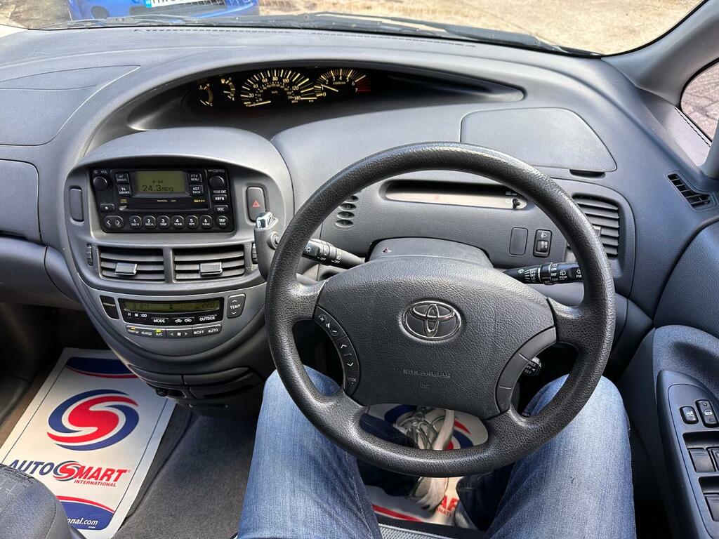 Toyota Previa Previa T2 Vvti Silver #21