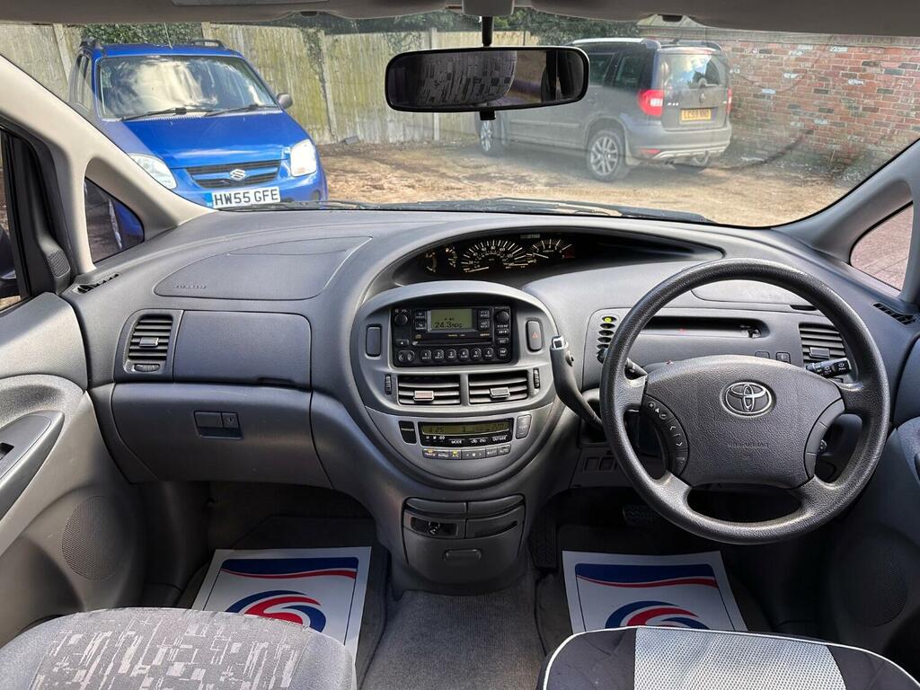 Toyota Previa Previa T2 Vvti Silver #29