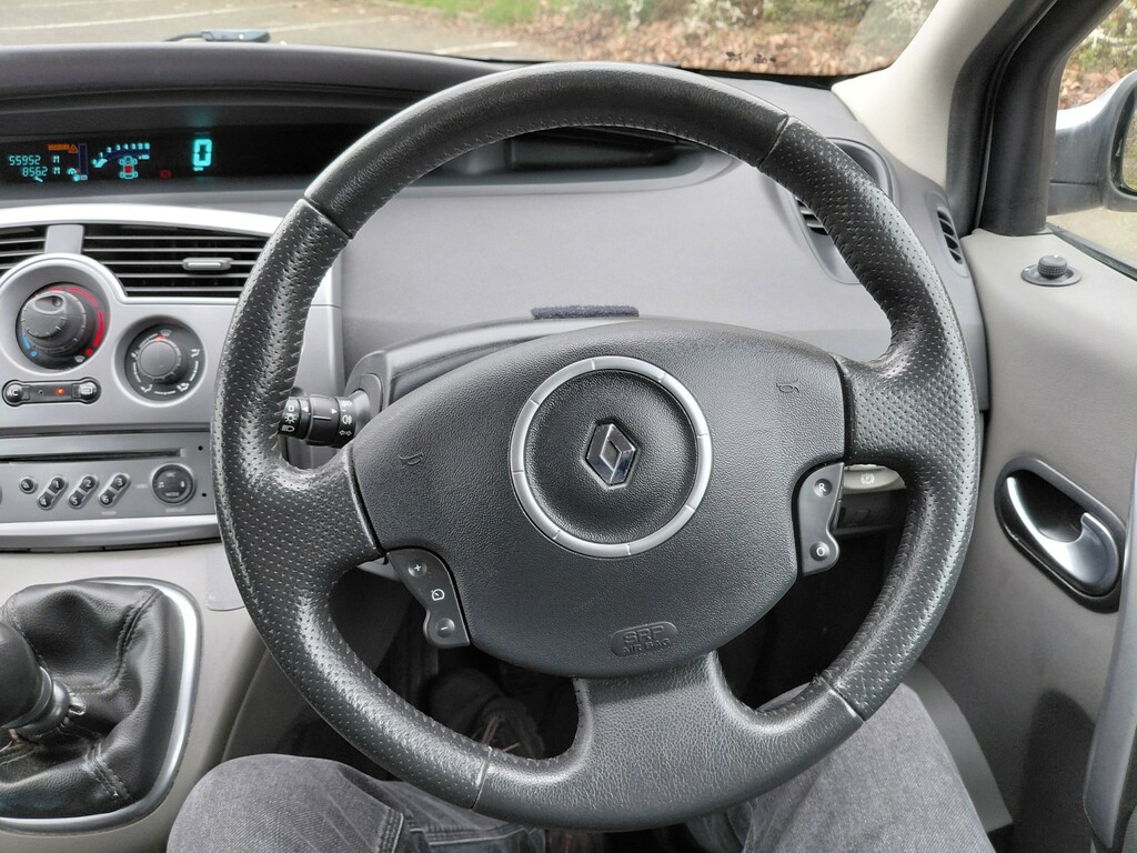 Renault Grand Scenic Dynamique Blue #16