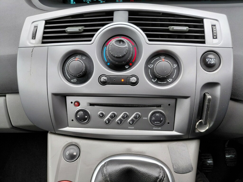 Renault Grand Scenic Dynamique Blue #17