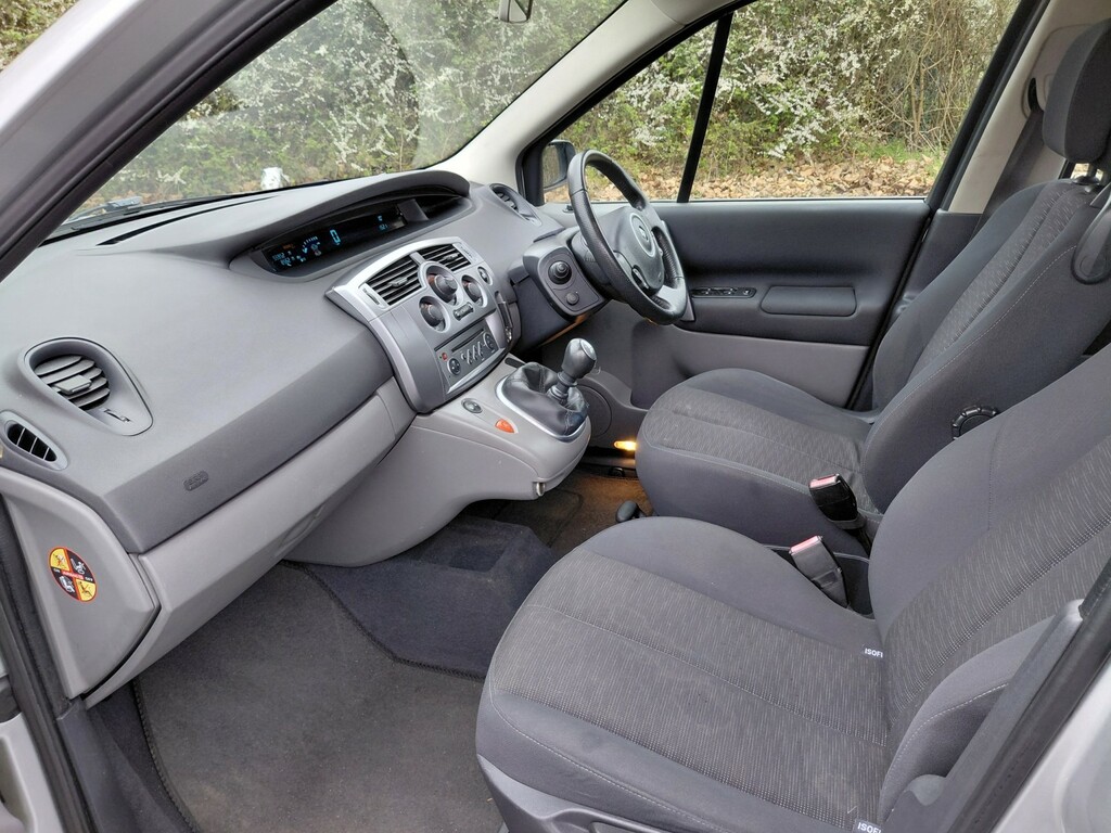 Renault Grand Scenic Dynamique Blue #12