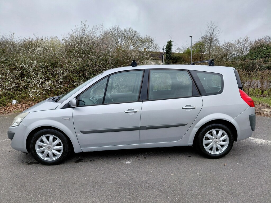 Renault Grand Scenic Dynamique Blue #5