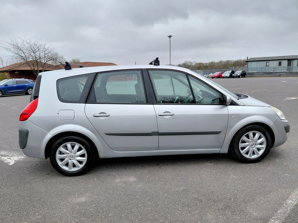 Renault Grand Scenic Dynamique Blue #2