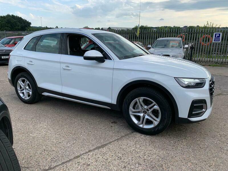Audi Q5 2.0 Tdi 40 Sport SK71BEO White #6