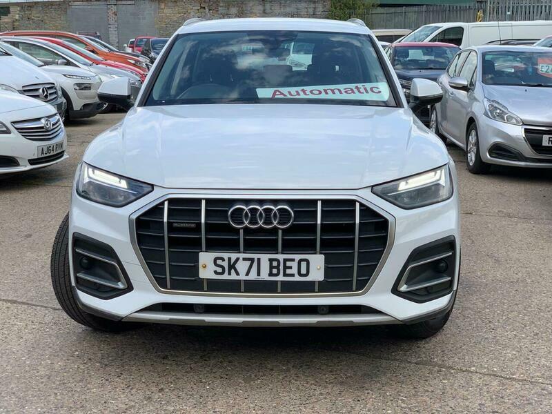 Audi Q5 2.0 Tdi 40 Sport SK71BEO White #3