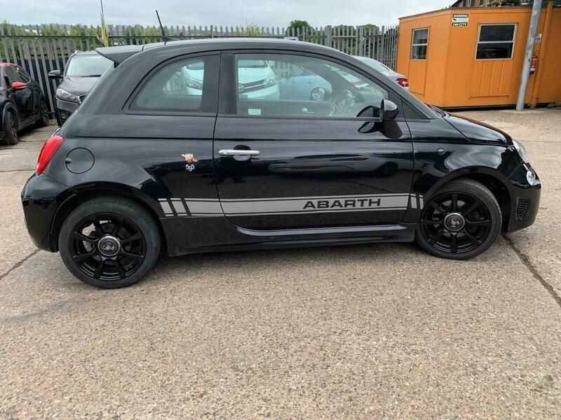 Abarth 595 1.4 T-jet Euro 6 SJ18ZZK Black #4
