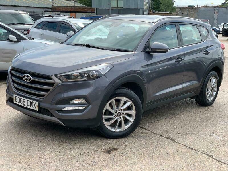 Hyundai Tucson 1.7 Crdi Blue Drive EO66CWX Grey #3