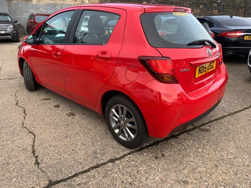 Toyota Yaris 1.33 Dual Vvt-i Icon ND15USZ Red #4