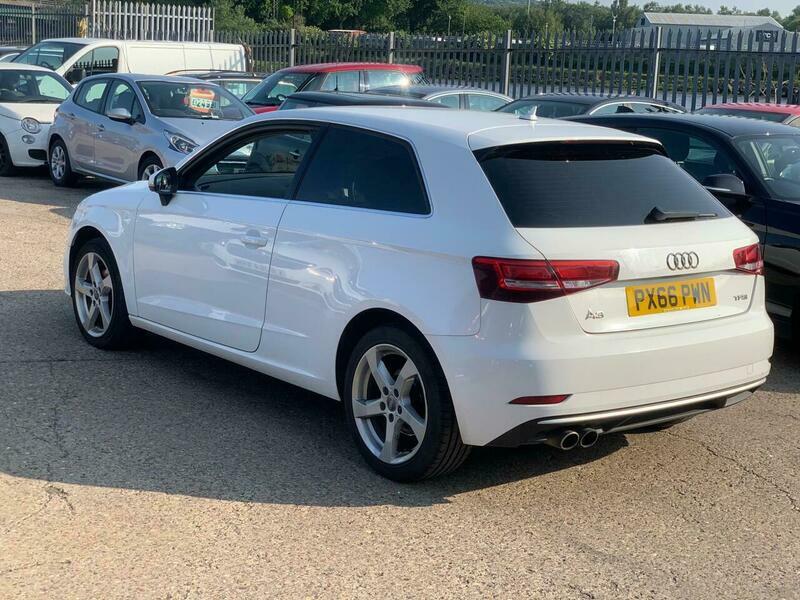 Audi A3 1.4 Tfsi Cod Sport PX66PWN White #3