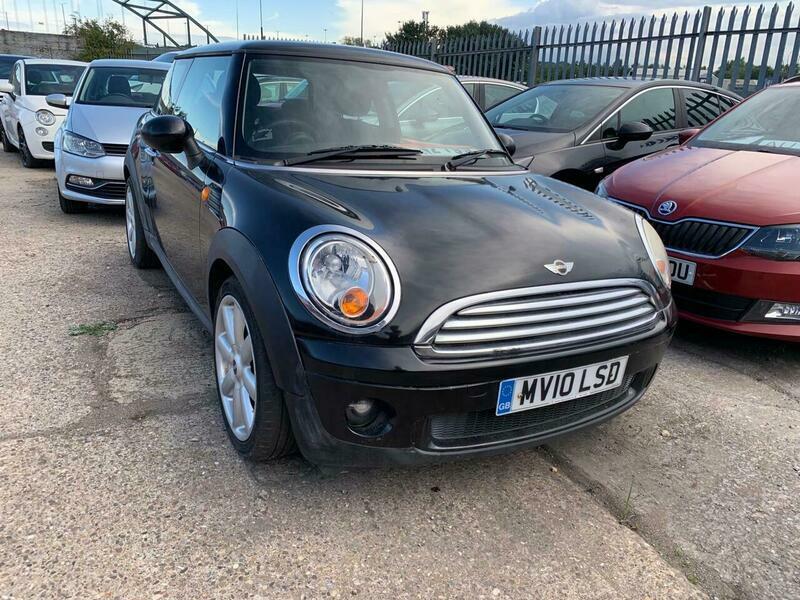 Mini Hatch 1.6 Cooper Euro 5 Black