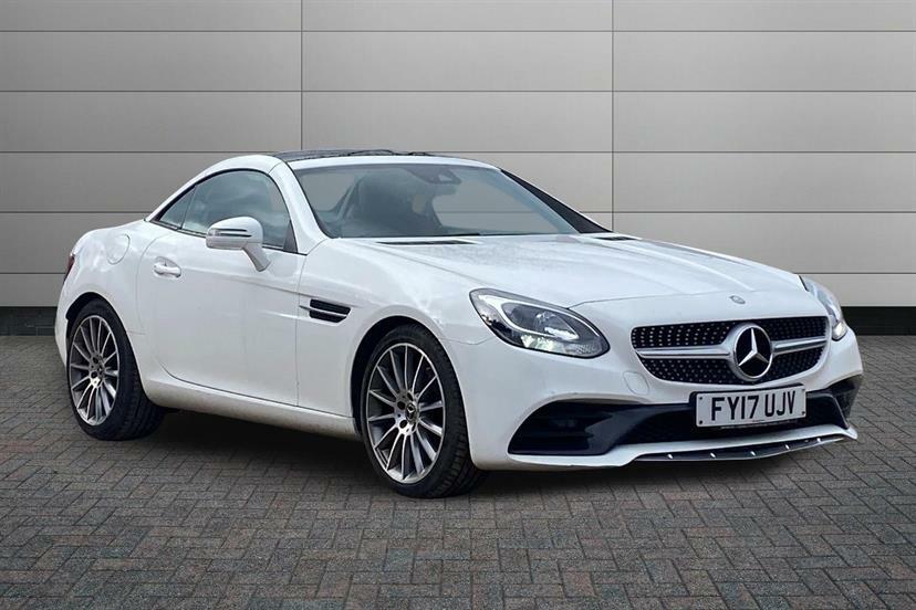 Mercedes-Benz SLC 250D Amg Line 9G-tronic White
