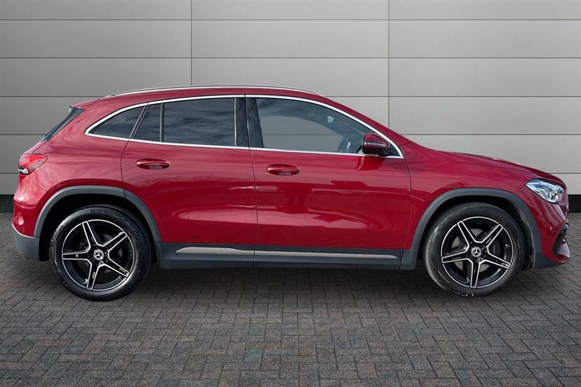 Mercedes-Benz GLA Class 200 Amg Line Executive FP23TNU Red #3