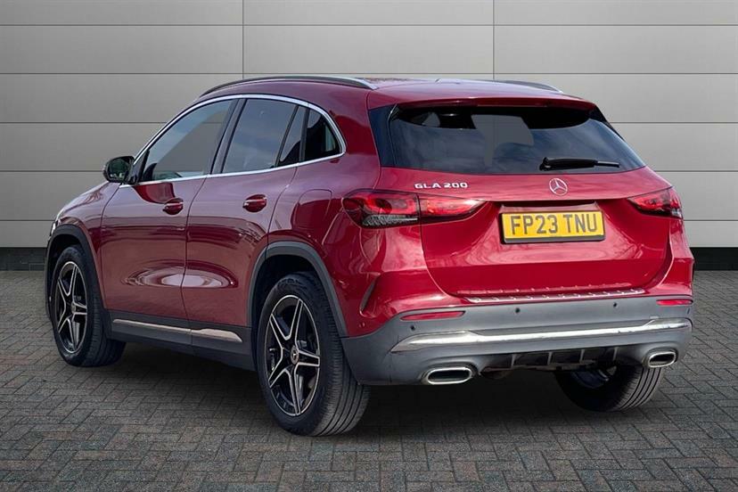 Mercedes-Benz GLA Class 200 Amg Line Executive FP23TNU Red #2