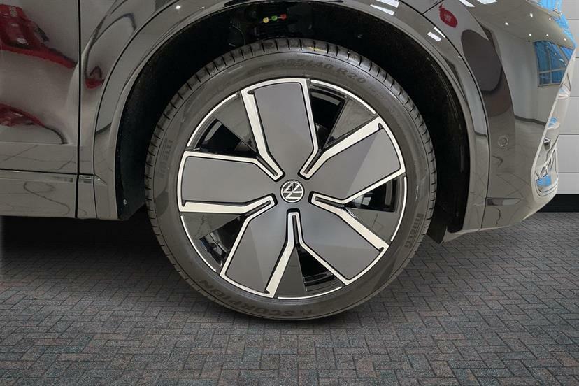 Volkswagen Tiguan 2.0 Tdi R-line Dsg EF75OHG Black #5
