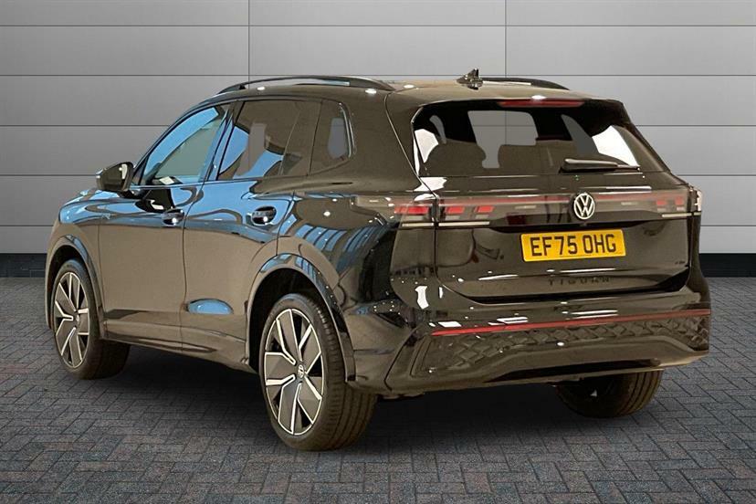 Volkswagen Tiguan 2.0 Tdi R-line Dsg EF75OHG Black #3