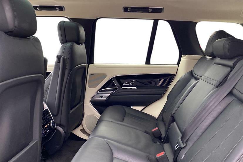 Land Rover Range Rover 3.0 D350 Se AF74ORY Black #4