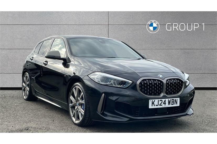 BMW 1 Series M135i Xdrive Step Black