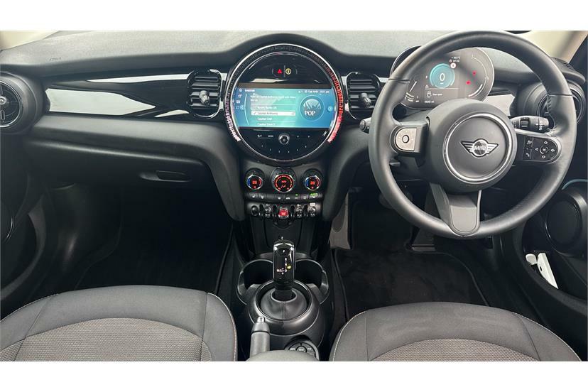 Mini Hatch 1.5 Cooper Classic EF73ZCO Red #4