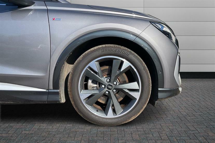 Audi Q4 E Tron 220Kw 50 Quattro 82Kwh S Line Cstech GL72EPN Grey #5