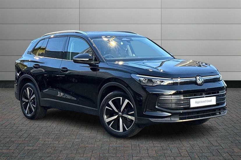 Volkswagen Tiguan 1.5 Etsi 150 Match Dsg Black