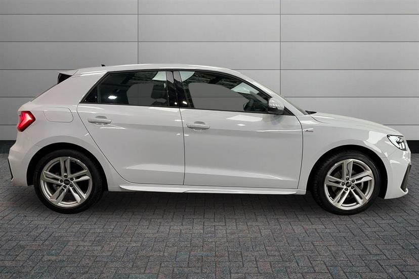 Audi A1 35 Tfsi S Line S Tronic White #4