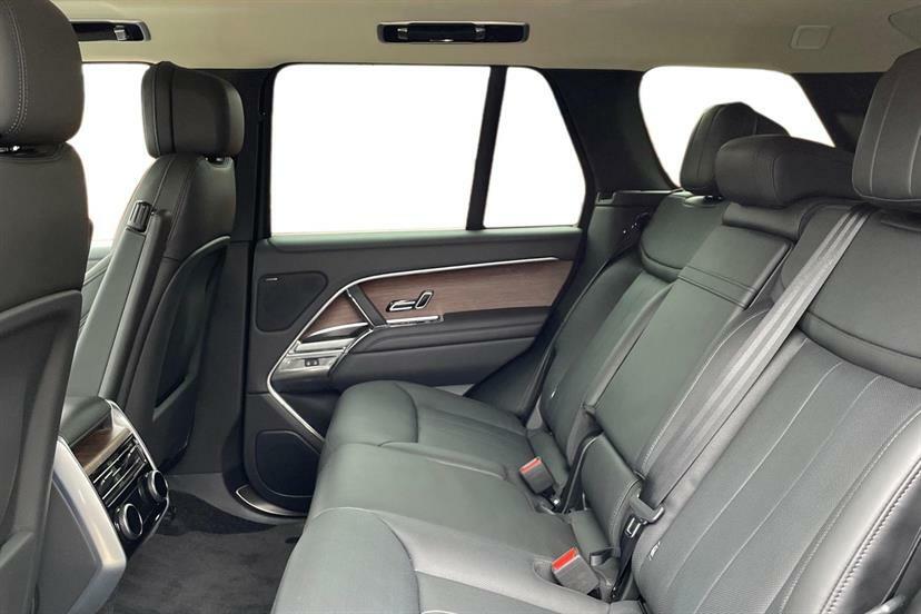 Land Rover Range Rover 3.0 D300 Se LJ24XFM Silver #4