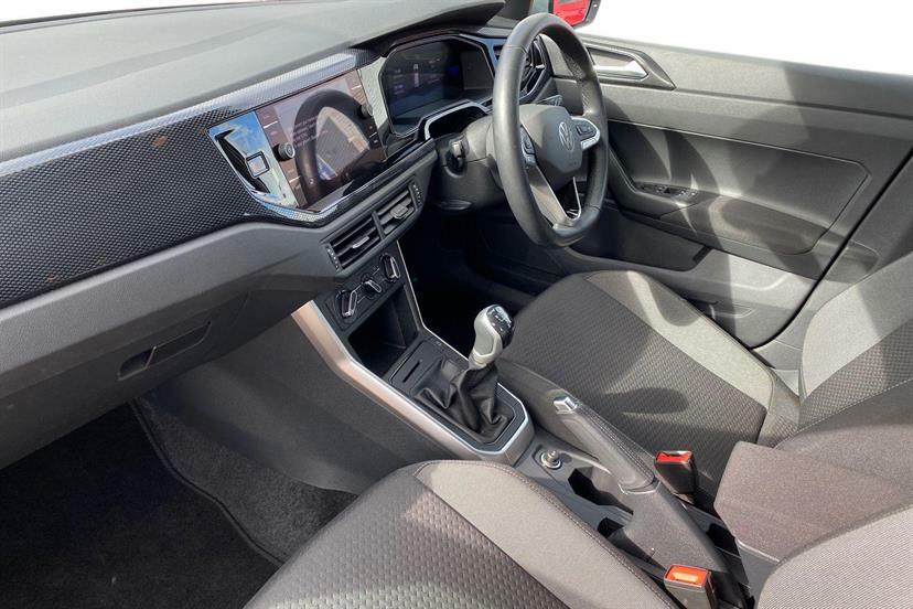 Volkswagen Polo 1.0 Tsi Life MD73DUY Silver #2