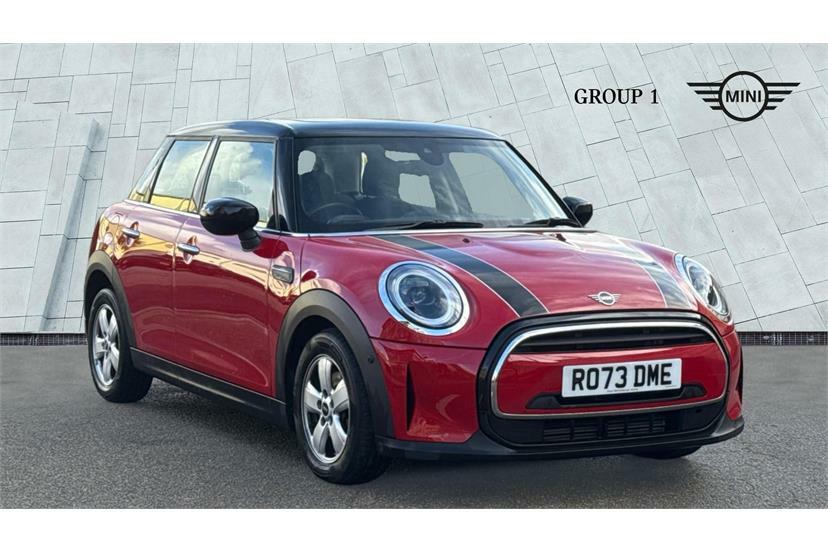 Mini Hatch 1.5 Cooper Classic Comfortnav Pack Red