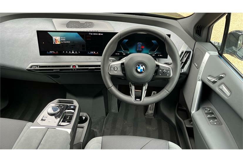 BMW iX 300Kw Xdrive45 M Sport 101Kwh AF75YJM Black #5
