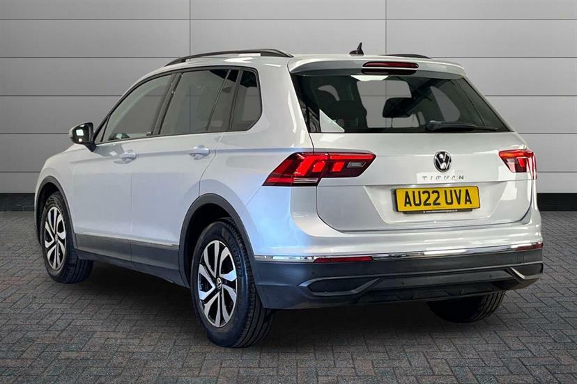 Volkswagen Tiguan 1.5 Tsi 150 Active Dsg AU22UVA Silver #3
