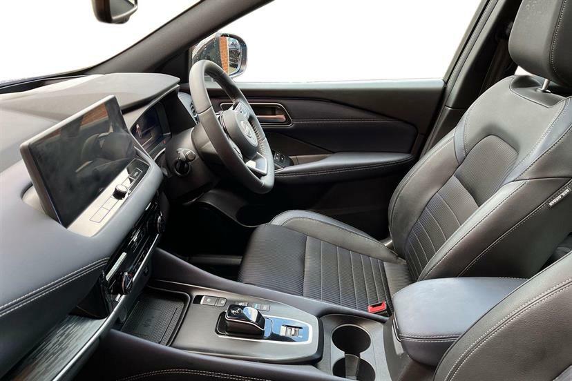 Nissan Qashqai 1.5 E-power Tekna AU73VUH Black #2