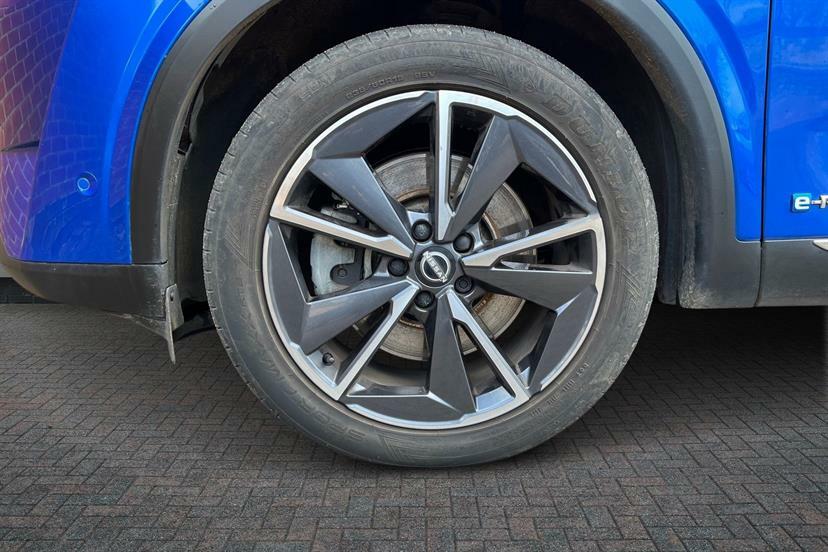 Nissan Qashqai 1.5 E-power Tekna AU73VUH Black #5