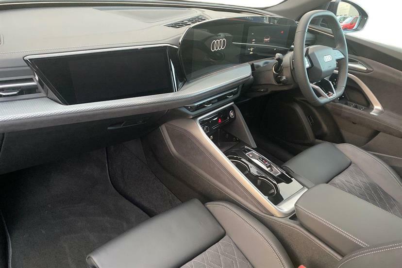 Audi Q5 2.0 Tdi Quattro Edition 1 S Tronic WU75EZC Black #2