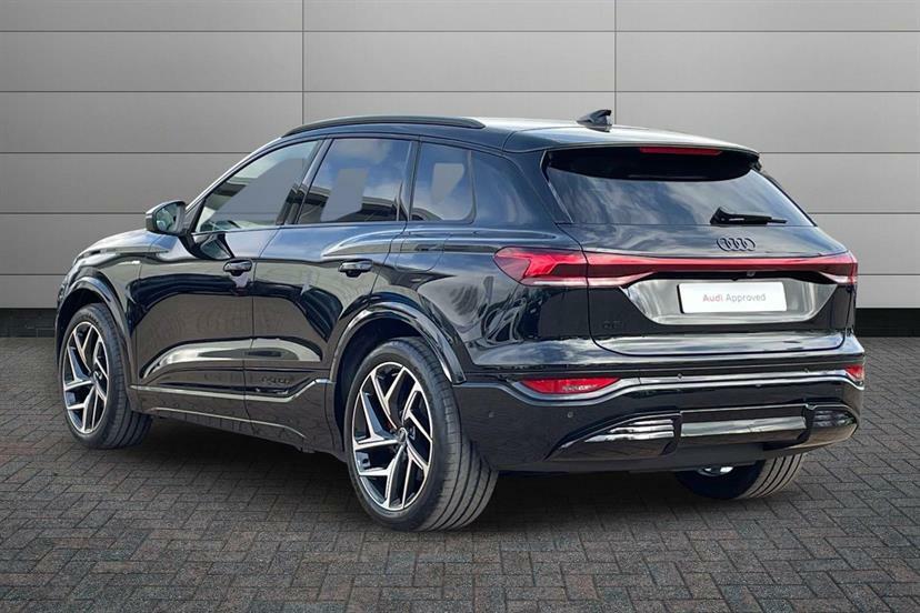 Audi Q6 E-Tron 225Kw Performance 100Kwh Edition 1 MV26EVX Black #3