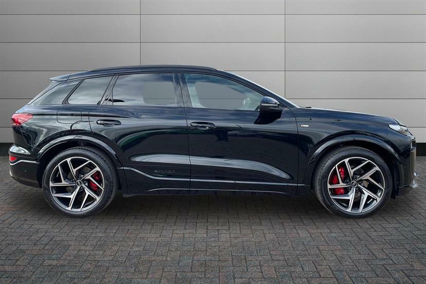 Audi Q6 E-Tron 225Kw Performance 100Kwh Edition 1 MV26EVX Black #4