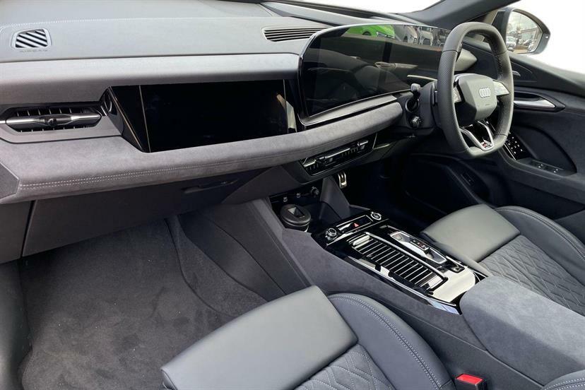 Audi Q6 E-Tron 225Kw Performance 100Kwh Edition 1 MV26EVX Black #2