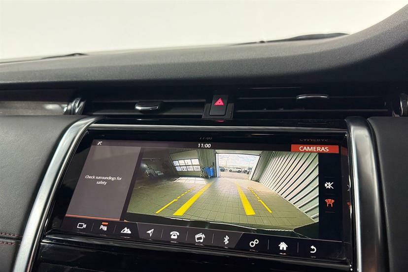 Land Rover Discovery Sport Sport Black #12