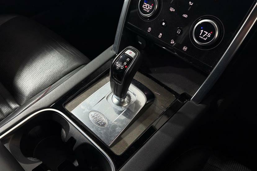Land Rover Discovery Sport Sport Black #13