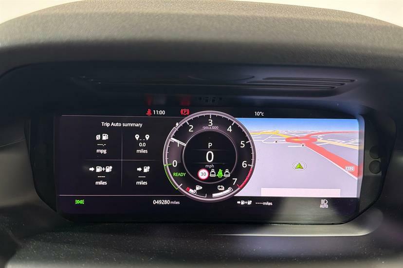 Land Rover Discovery Sport Sport Black #16