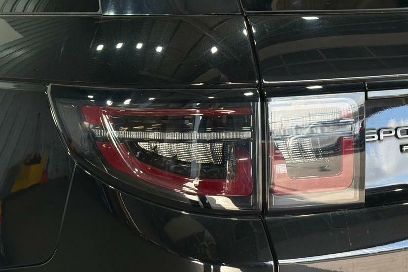 Land Rover Discovery Sport Sport Black #19