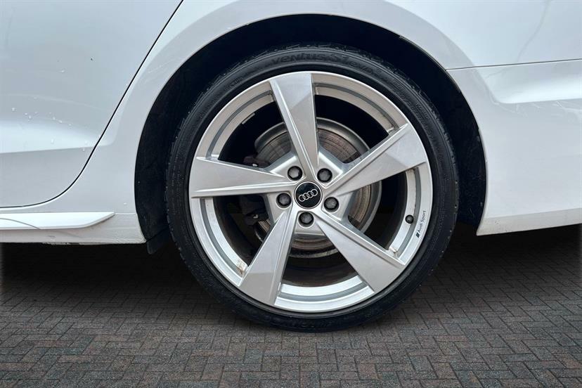 Audi A4 40 Tfsi 204 S Line S Tronic KK73GDY White #5