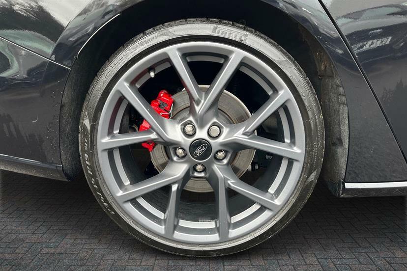Ford Focus 2.3 Ecoboost St Black #5