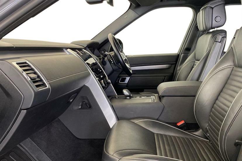 Land Rover Discovery 3.0 D300 Dynamic Hse SP24PZA Grey #3