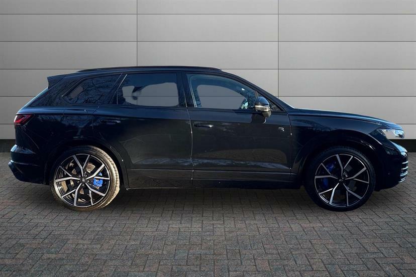 Volkswagen Touareg 3.0 V6 Tsi Ehybrid 4Motion R Tip Black #4