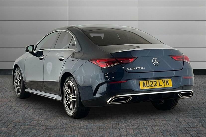 Mercedes-Benz CLA Class 250E Amg Line Premium Plus Tip Blue #2