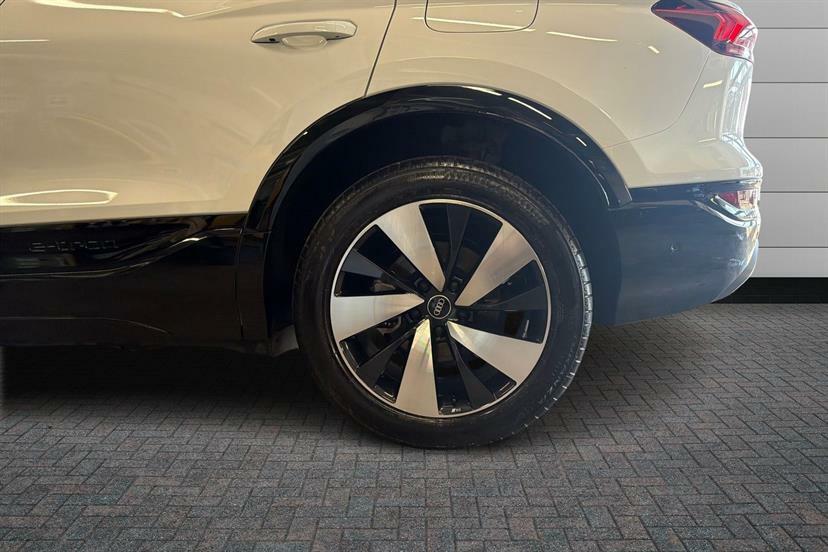 Audi Q6 E-Tron 185Kw 83Kwh Sport EJ75ZCK White #5
